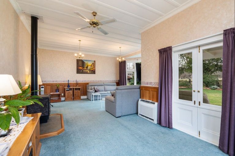 Photo of property in 6 Domain Road, Dunback, Palmerston, 9483