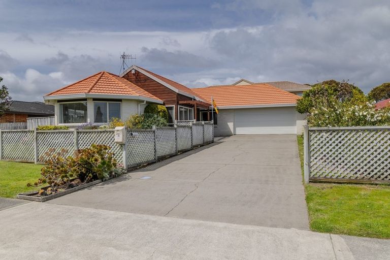Photo of property in 78 Cedar Drive, Paraparaumu Beach, Paraparaumu, 5032