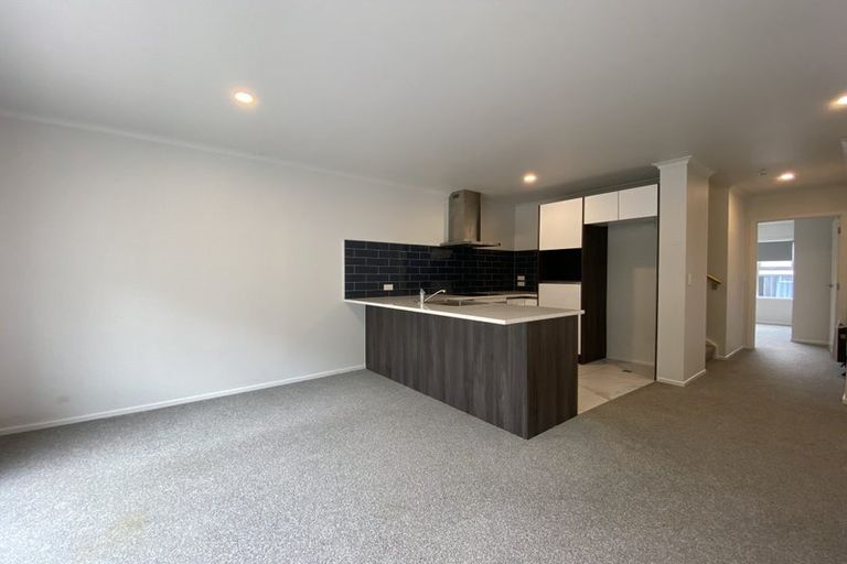 Photo of property in 3/12 Scotland Place, Hillcrest, Hamilton, 3216