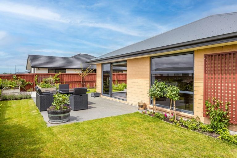 Photo of property in 82 Lady Isaac Drive, Rolleston, 7615