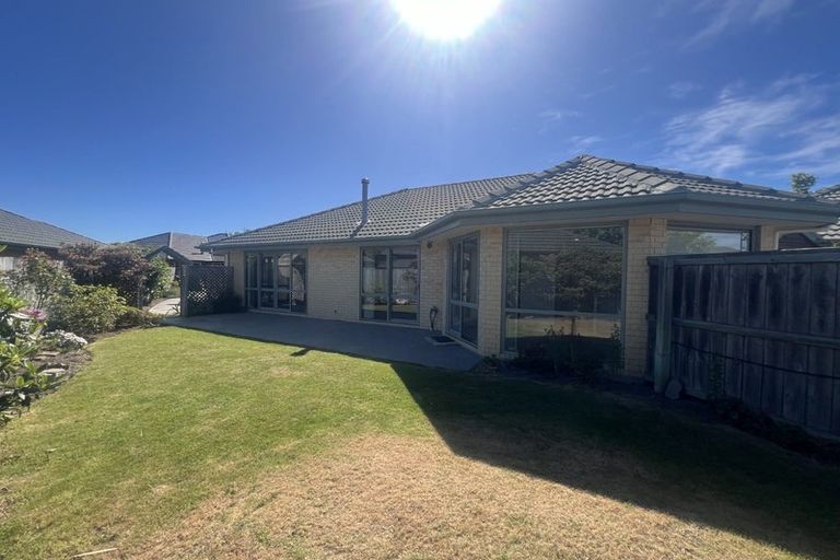 Photo of property in 3 Dunmurry Place, Casebrook, Christchurch, 8051