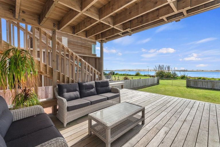 Photo of property in 43 Lincoln Street, Mangawhai Heads, Mangawhai, 0505