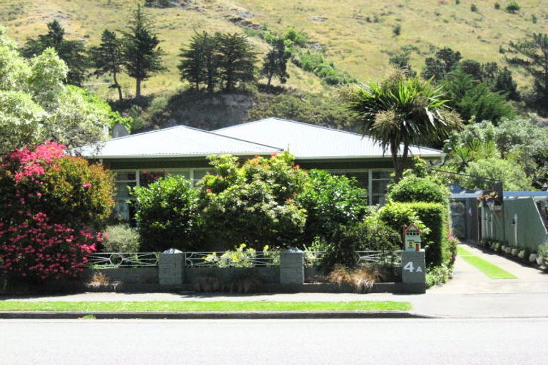 Photo of property in 4a Saint Leonards Square, Sumner, Christchurch, 8081