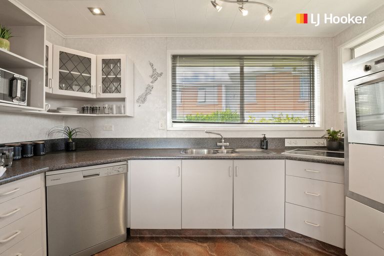 Photo of property in 52 Gilkison Street, Halfway Bush, Dunedin, 9010