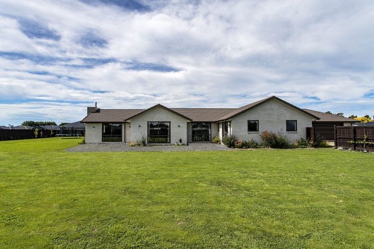 Photo of property in 60 Parsonage Road, Woodend, 7610