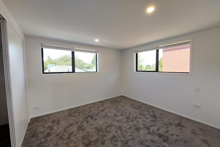 Photo of property in 3/14 Wilsher Crescent, Henderson, Auckland, 0612