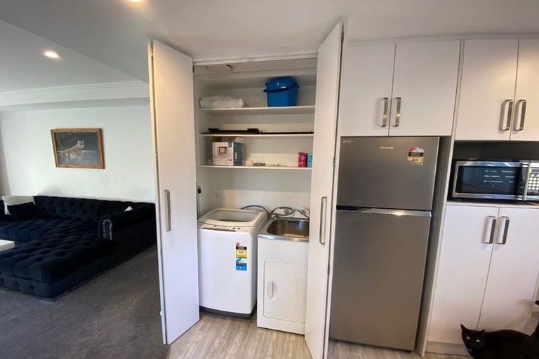 Photo of property in 2/23 Wakelin Place, Redwood, Christchurch, 8051