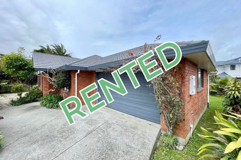 Photo of property in 30 Pitt Avenue, Clendon Park, Auckland, 2103