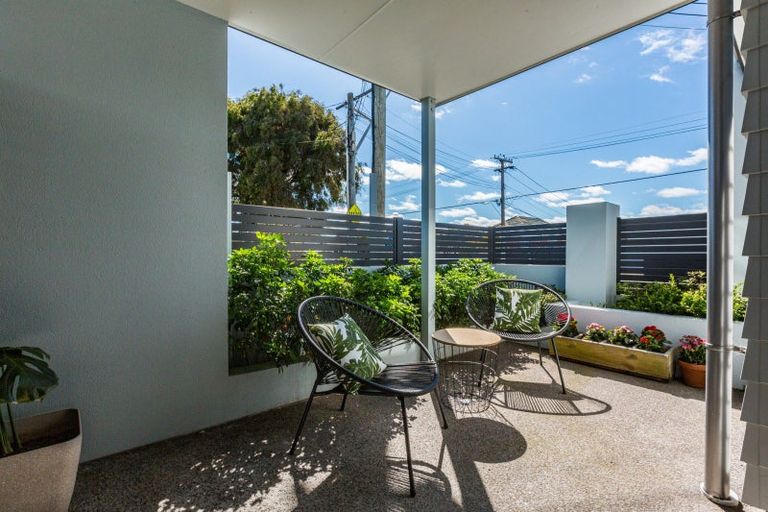 Photo of property in 2 Lucern Lane, Petone, Lower Hutt, 5012