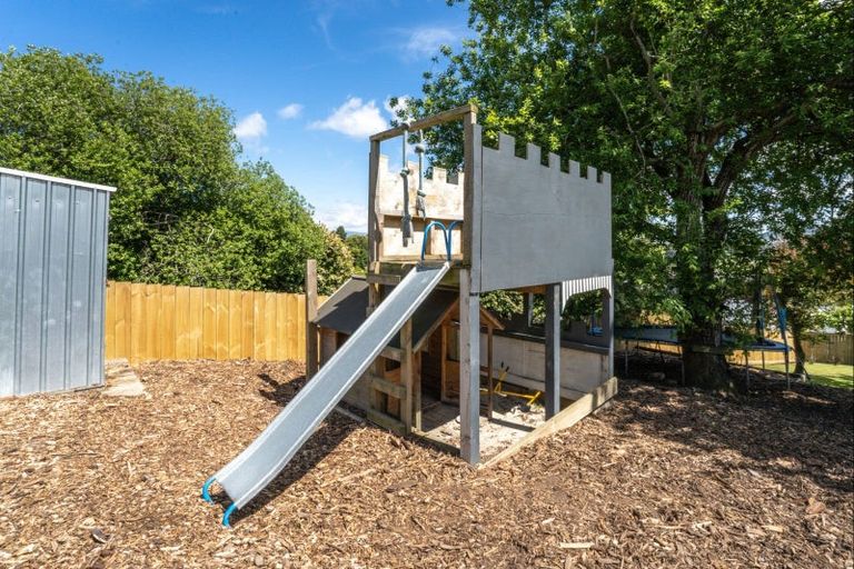 Photo of property in 32 Paterson Road, Mosgiel, 9092