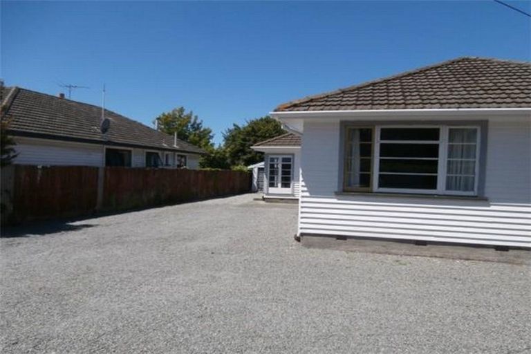 Photo of property in 42 Balgay Street, Upper Riccarton, Christchurch, 8041