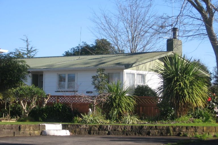 Photo of property in 15 Fuchsia Avenue, Pukete, Hamilton, 3200