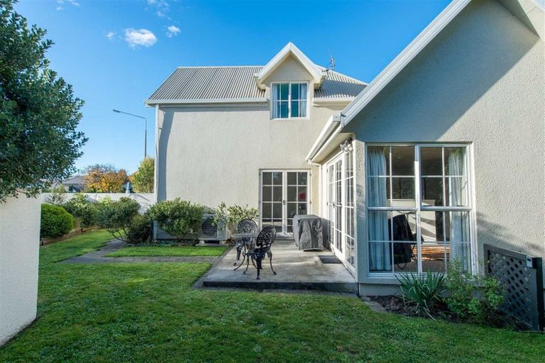 Photo of property in 86b Peer Street, Upper Riccarton, Christchurch, 8041