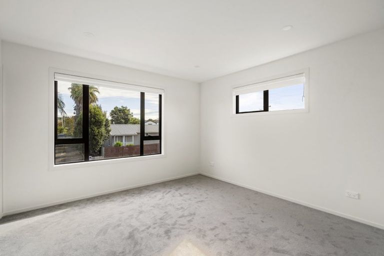 Photo of property in 1/75 Mcannalley Street, Manurewa East, Auckland, 2102