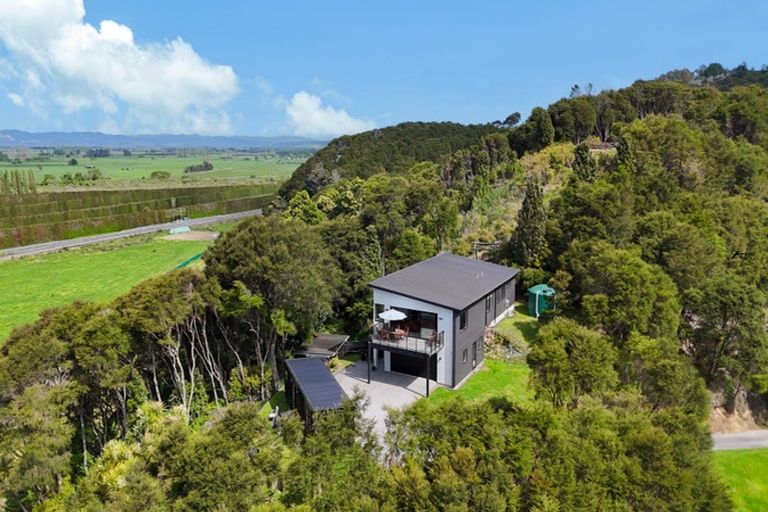 Photo of property in 3 Kereru Lane, Matata, 3194