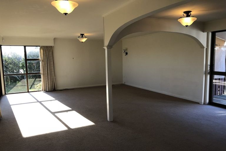 Photo of property in 223 Pakuranga Road, Pakuranga, Auckland, 2010