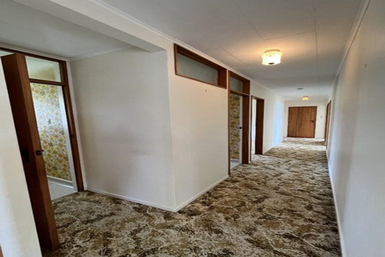 Photo of property in 45 Kahu Road, Paremata, Porirua, 5024