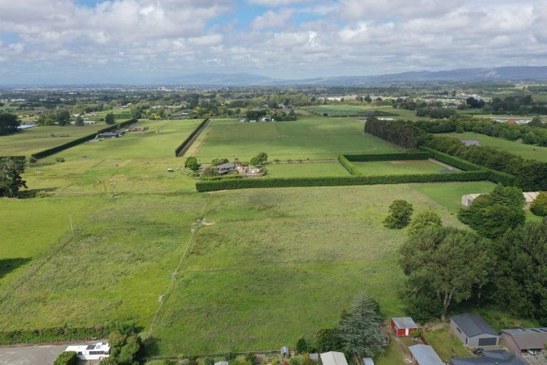 Photo of property in 73 Walkers Road, Longburn, Palmerston North, 4477