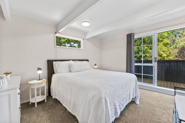 Photo of property in 208 Mapara Road, Acacia Bay, Taupo, 3385