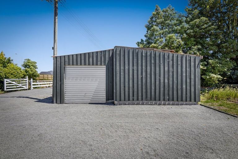 Photo of property in 704 Hawkins Road, Marshland, Christchurch, 8051