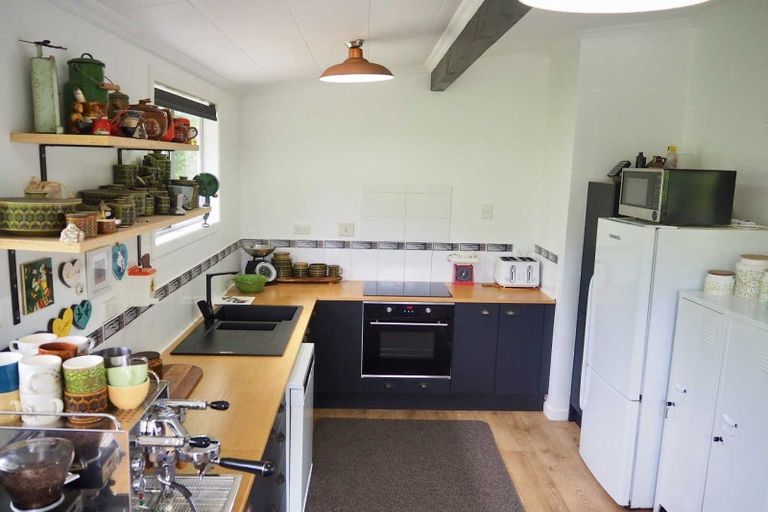 Photo of property in 9 Langley Place, Raglan, 3225