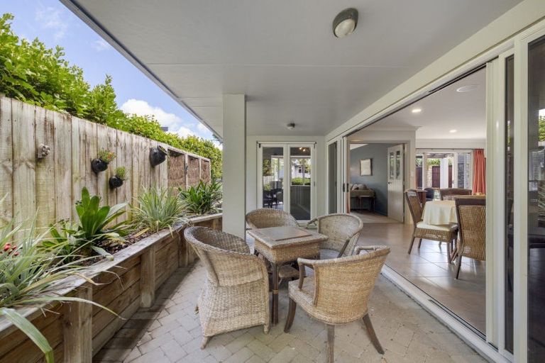 Photo of property in 12 Jarrah Park Drive, Pyes Pa, Tauranga, 3112