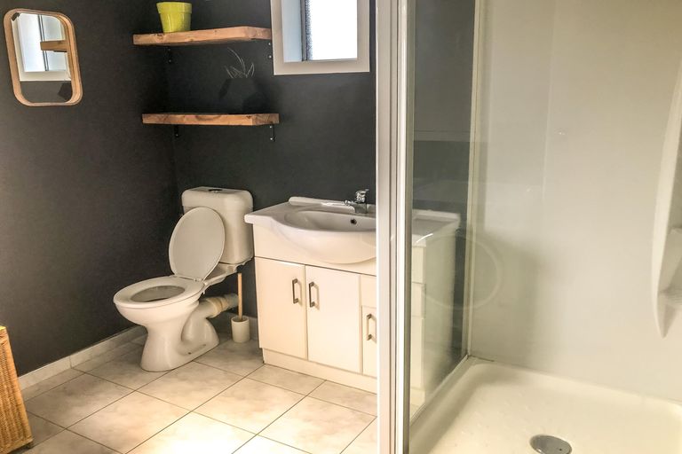 Photo of property in 5 Cambrae Road, Raglan, 3225