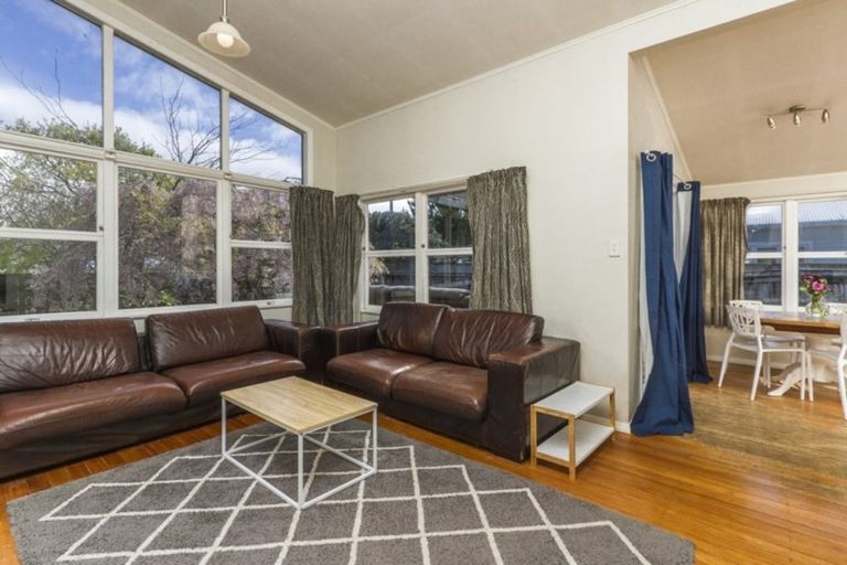 Photo of property in 35 Gladstone Road, Richmond, 7020