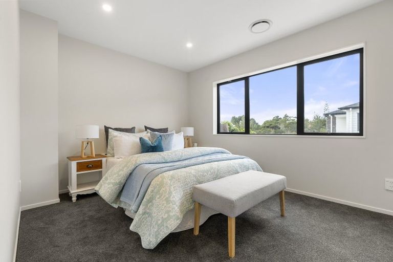 Photo of property in 38f Wicklam Lane, Greenhithe, Auckland, 0632