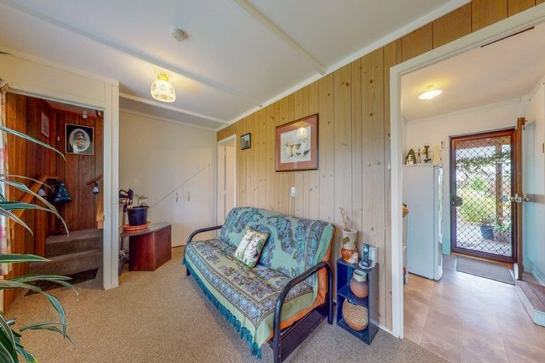 Photo of property in 1 Swordfish Avenue, Whiritoa, Whangamata, 3691