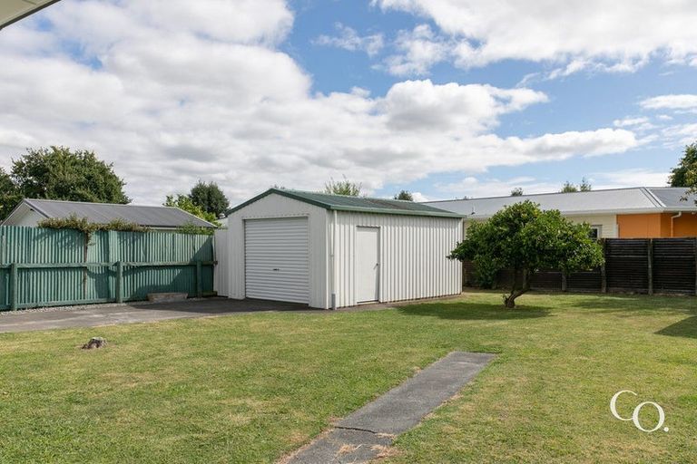 Photo of property in 27 Upham Street, Havelock North, 4130