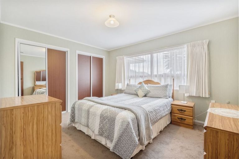 Photo of property in 13 Pukeko Place, Papatoetoe, Auckland, 2025