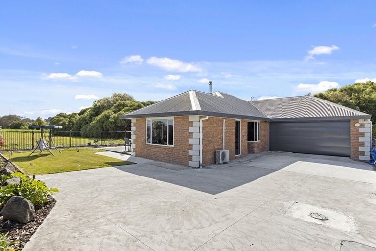 Photo of property in 28 Brightstone Crescent, Aranui, Christchurch, 8061