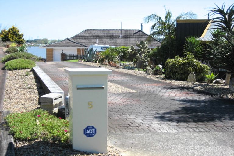 Photo of property in 5 Emmanuel Place, Huntly, 3700