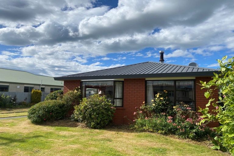 Photo of property in 4a Crombie Street, Gore, 9710