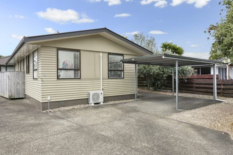 Photo of property in 15a Lillian Place, Orewa, 0931