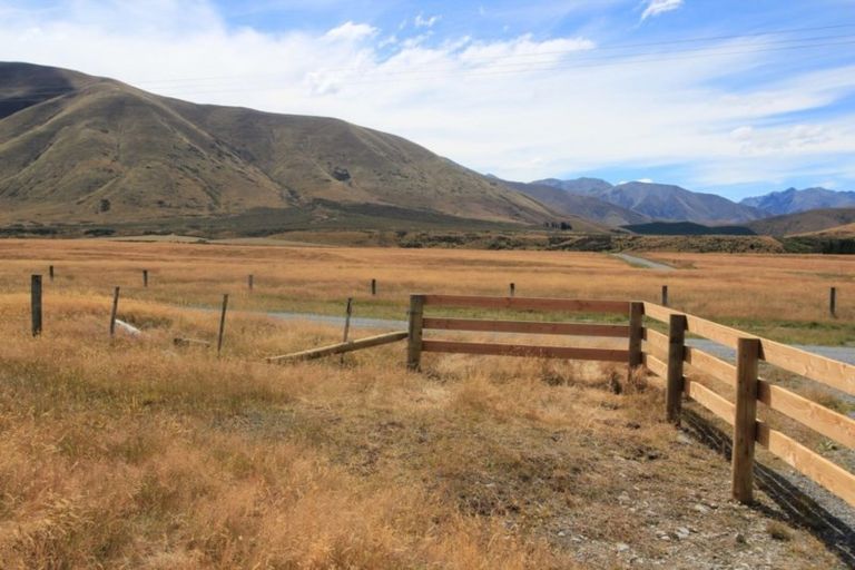 Photo of property in 231 Manuka Terrace, Ben Ohau, Twizel, 7999