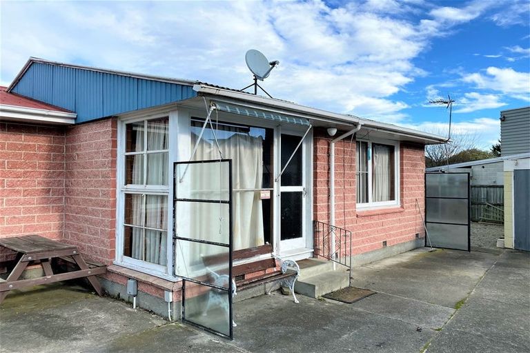 Photo of property in 4/33 Whitmore Street, Edgeware, Christchurch, 8013