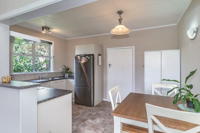 Photo of property in 37 Bowen Street, Levin, 5510