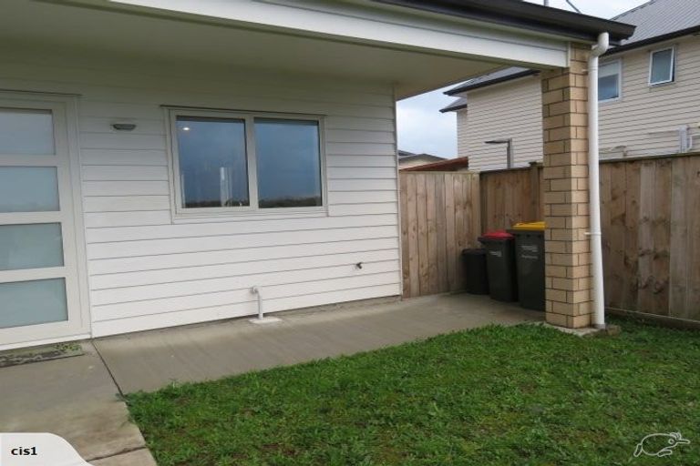 Photo of property in 70 Pencaitland Drive, Flat Bush, Auckland, 2019