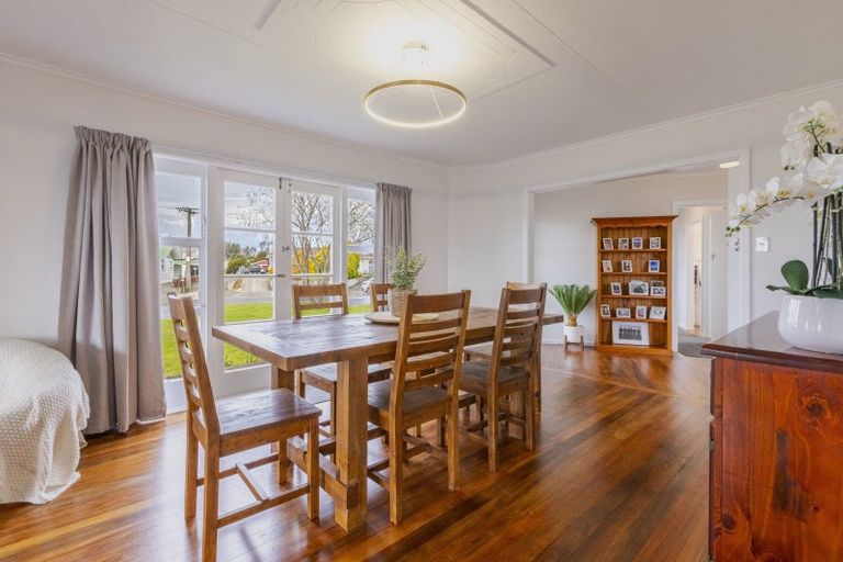 Photo of property in 5 Jull Crescent, Waipukurau, 4200