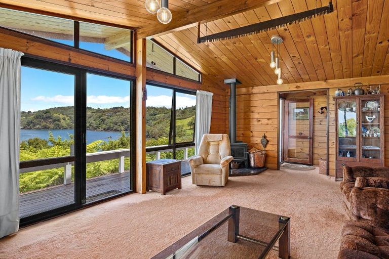 Photo of property in 56 Grand View Road, Leigh, 0985