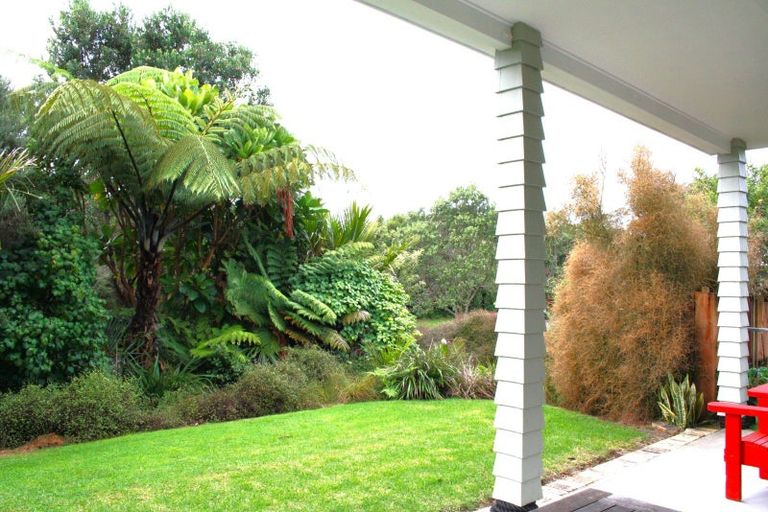 Photo of property in 1 Pukeko Way, Whiritoa, Whangamata, 3691