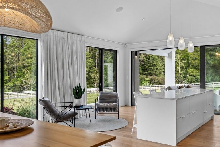 Photo of property in 35 Waymau Lane, Coatesville, Albany, 0792