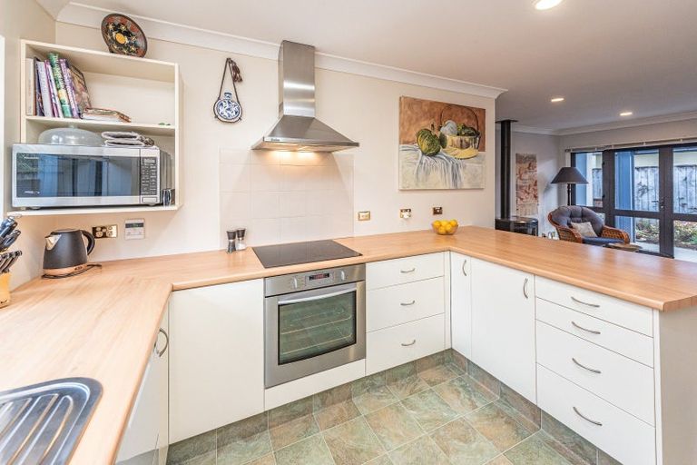 Photo of property in 12 Perrett Drive, Otamatea, Whanganui, 4500