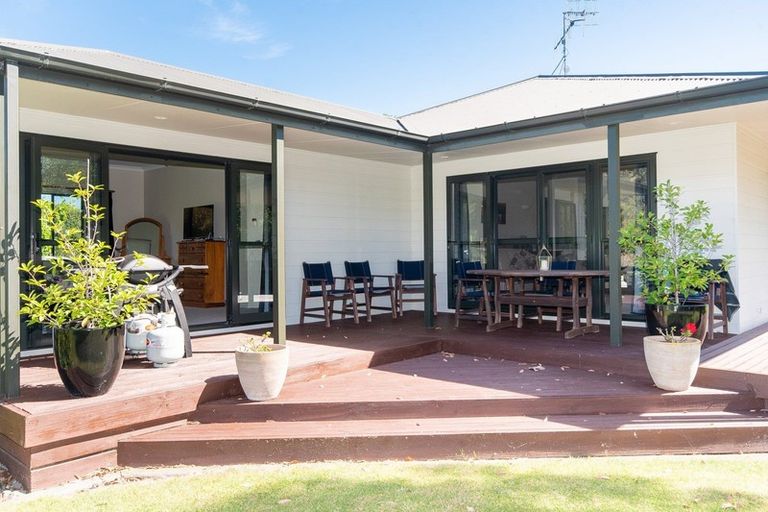 Photo of property in 212 Onehunga Road, Bay View, Napier, 4182