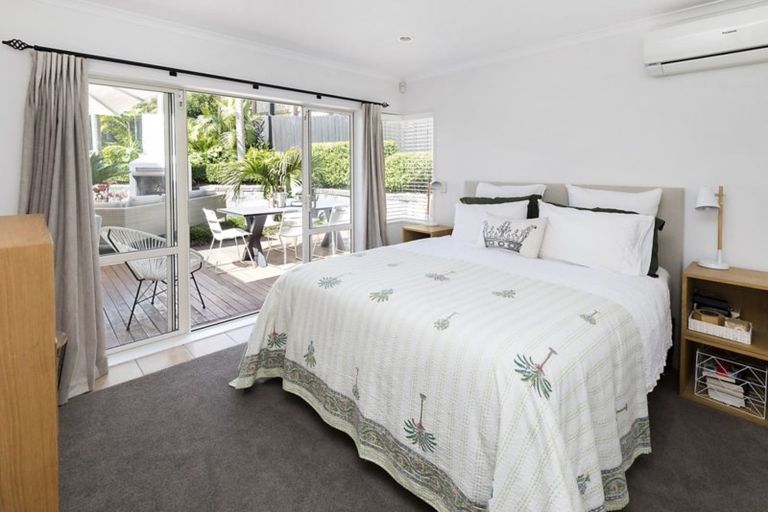 Photo of property in 148 John Brooke Crescent, East Tamaki Heights, Auckland, 2016