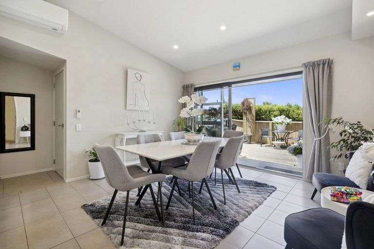 Photo of property in 44 Mo Street, Camborne, Porirua, 5026