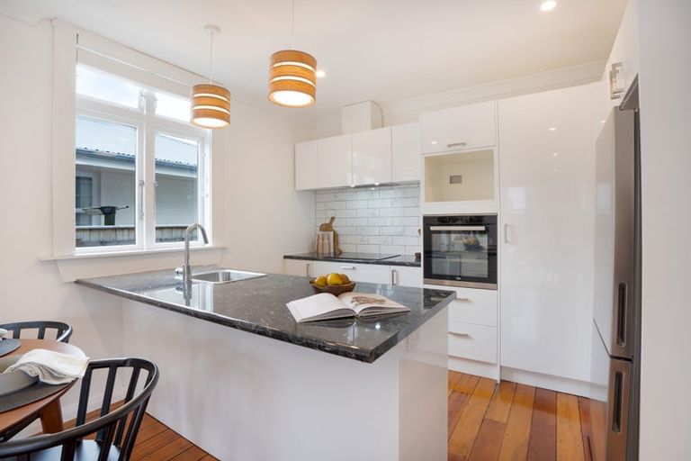 Photo of property in 27a Liverpool Street, Trentham, Upper Hutt, 5018