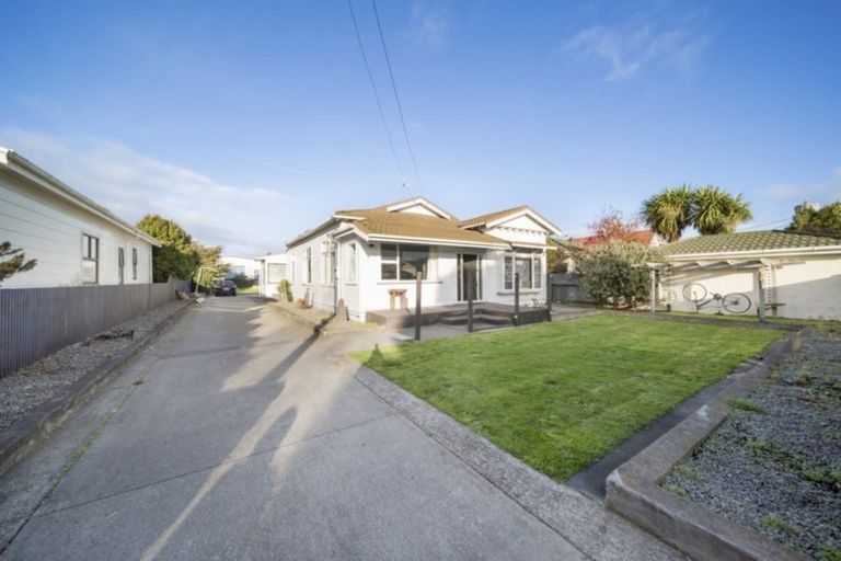Photo of property in 84 Albion Street, Hawera, 4610